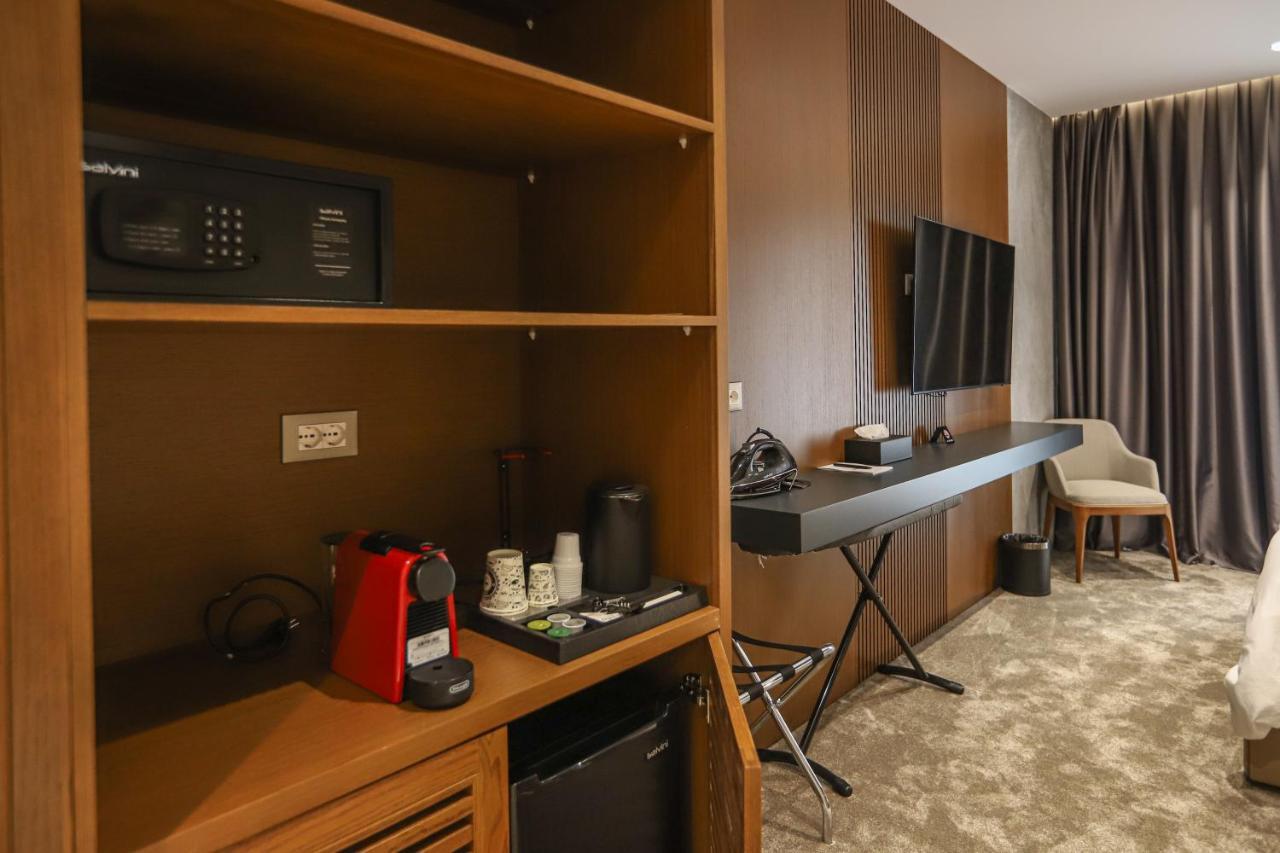 Urbanin Apartment & Hotel ติรานา ภายนอก รูปภาพ