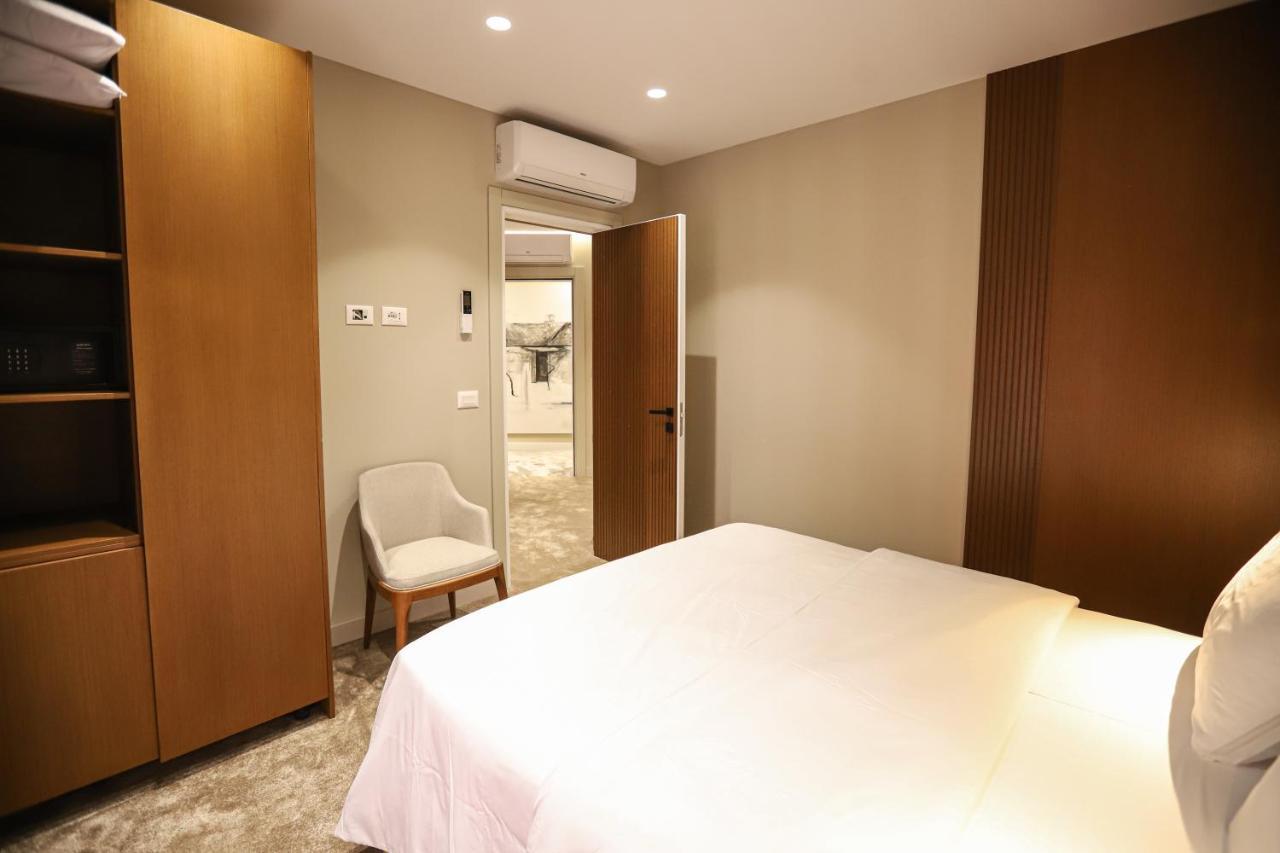 Urbanin Apartment & Hotel ติรานา ภายนอก รูปภาพ
