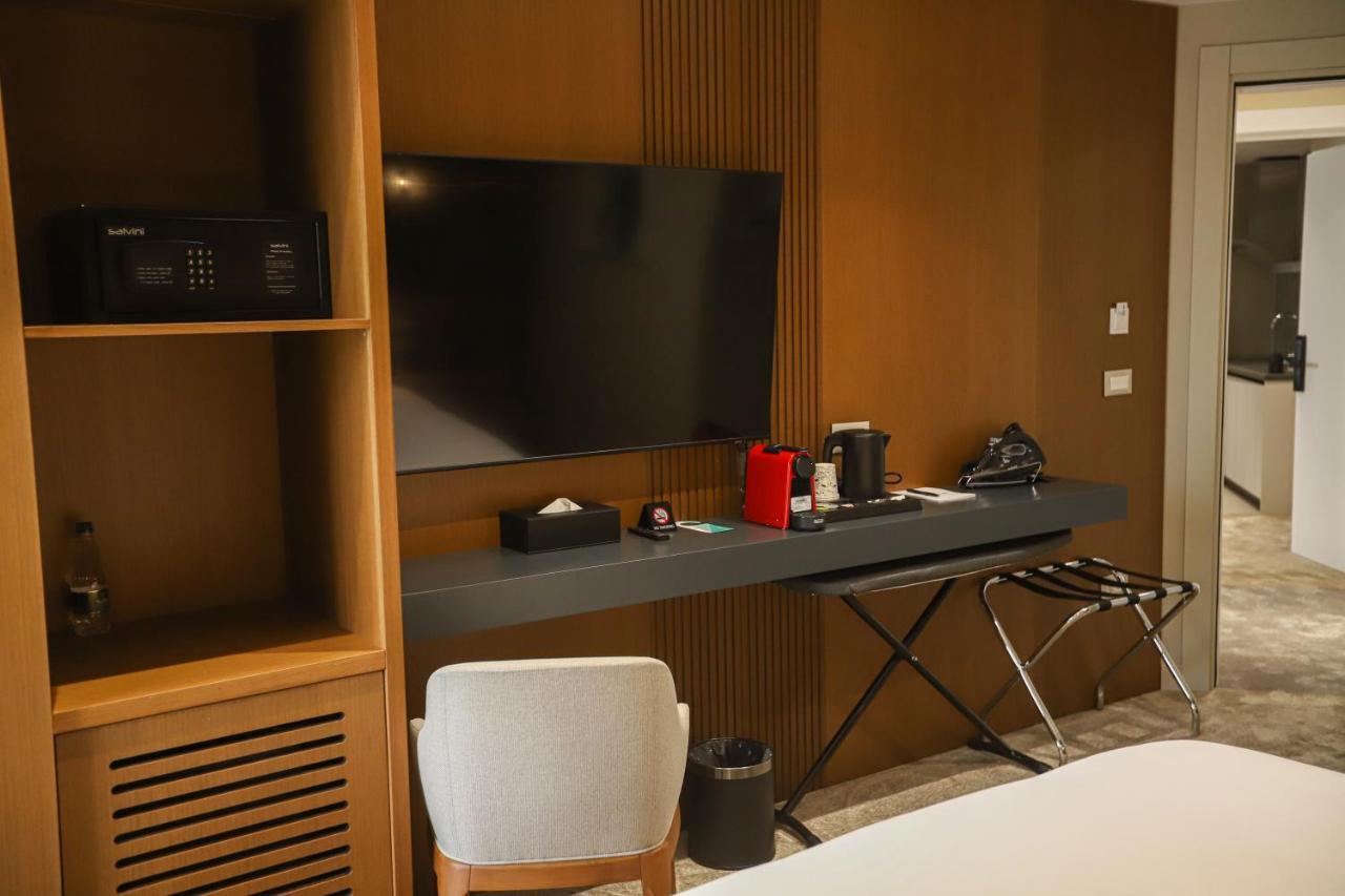 Urbanin Apartment & Hotel ติรานา ภายนอก รูปภาพ